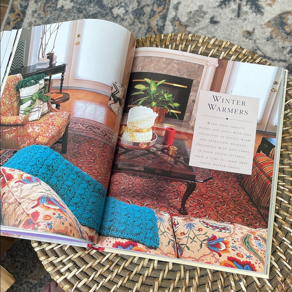 Introduction to Crochet Patterns Book - Picture 5 of 16
